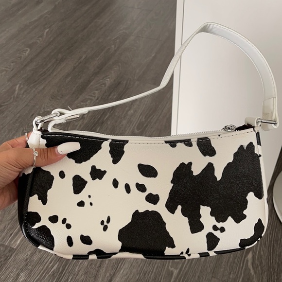 Very cute purse, stylish and for everyday look - Picture 1 of 1
